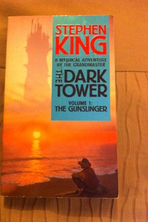Cover Art for 9780747401001, The Dark Tower: The Gunslinger v. 1 by Stephen King