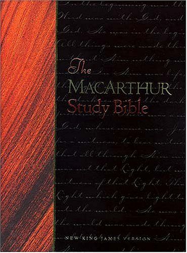 Cover Art for 0020049002483, The Macarthur Study Bible: New King James Version : Burgundy Genuine Leather by MacArthur Jr, Dr John F