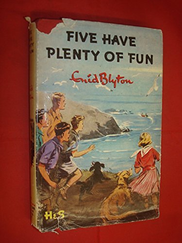 Cover Art for 9780340033739, Five Have Plenty of Fun by Enid Blyton