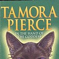 Cover Art for 9780590197977, In The Hand Of The Goddess (Song Of The Lioness 2) by Tamora Pierce