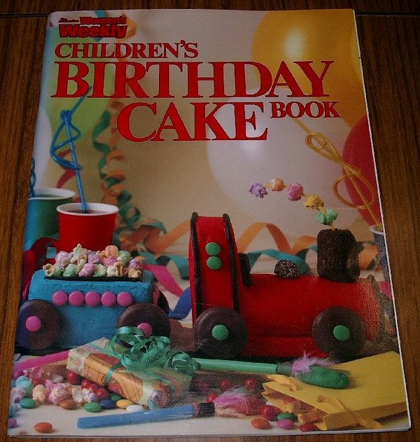 Children's Birthday Cake Book