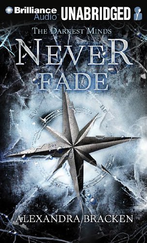 Cover Art for 9781469291574, Never Fade by Alexandra Bracken