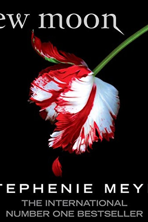 Cover Art for 9781405507707, New Moon by Stephenie Meyer
