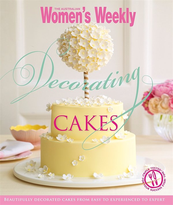 Decorating Cakes