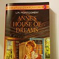 Cover Art for 9780140351545, Anne's House of Dreams (Puffin Classics) by L. Montgomery