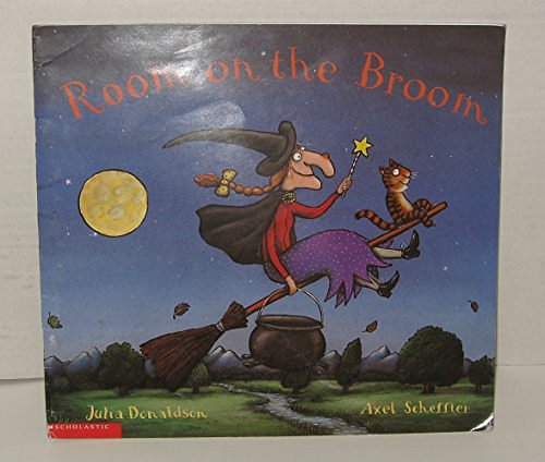 Cover Art for 9780439444125, Room on the Broom by Julie Donaldson