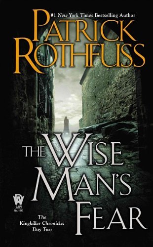 Cover Art for 0884237636740, El temor de un hombre sabio / The Wise Man's Fear : Crónica del asesino de reyes: Segundo día / The Kingkiller Chronicle: Day Two(Paperback) - 2013 Edition by Patrick Rothfuss