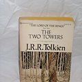 Cover Art for 9780345253446, The Two Towers by J.r.r. Tolkien