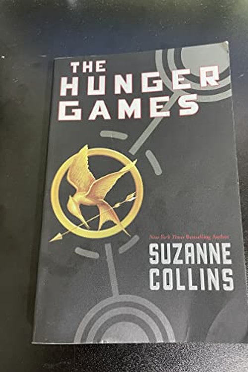 Cover Art for 8601200506426, The Hunger Games by Suzanne Collins