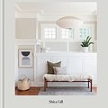 Cover Art for B09FLBXPY3, Minimalista: Your step-by-step guide to a better home, wardrobe and life by Shira Gill