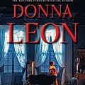 Cover Art for 9781410478900, Falling in Love (Commissario Guido Brunetti Mystery) by Donna Leon