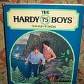 Cover Art for 9780671642907, Trapped at Sea (The Hardy Boys #75) by Franklin W. Dixon