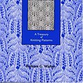 Cover Art for 9780942018165, A Treasury of Knitting Patterns by Barbara G. Walker