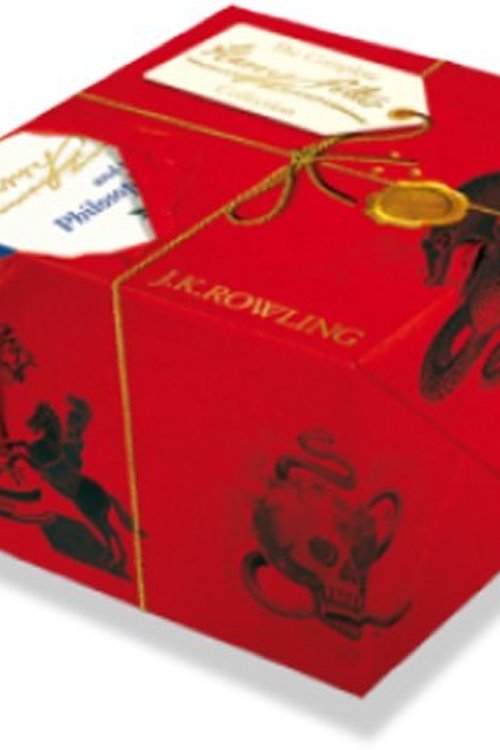 Cover Art for 8601200522280, By J. K. Rowling - Harry Potter Paperback Boxed Set: Contains: Philosopher's Stone / Chamber of Secrets / Prisoner of Azkaban / Goblet of Fire / Order of the Phoenix / ... Hollows (Harry Potter Signature Edition) (Signature ed) by J. K. Rowling