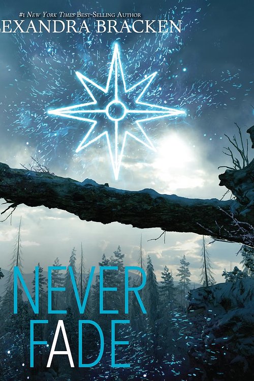 Cover Art for 9781469291604, Never Fade by Alexandra Bracken