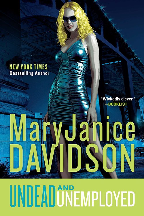 Cover Art for 9780425243428, Undead and Unemployed by MaryJanice Davidson