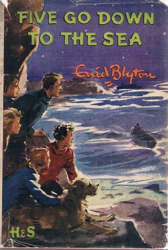 Cover Art for 9780340033661, Five Go Down to the Sea by Enid Blyton