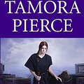 Cover Art for 9780375814693, Bloodhound by Tamora Pierce