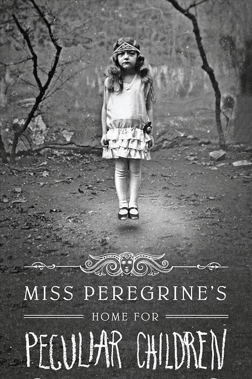 Cover Art for 9781594139567, Miss Peregrine's Home For Peculiar Children by Ransom Riggs