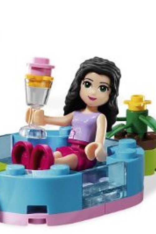 Cover Art for 5702014831346, Emma's Splash Pool Set 3931 by LEGO