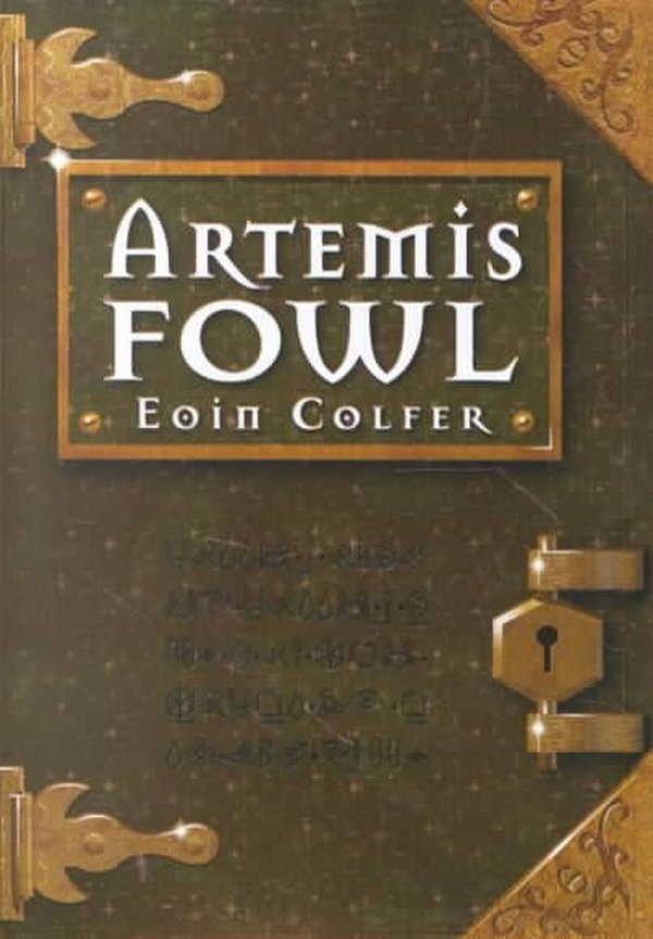 Cover Art for 9780786808014, Artemis Fowl by Eoin Colfer