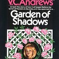 Cover Art for 9780002233415, Garden of Shadows by Virginia Andrews